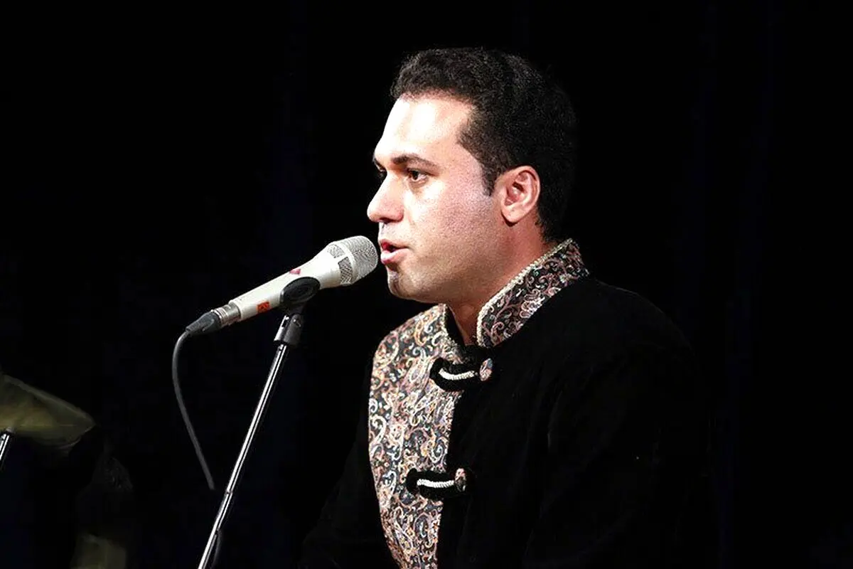 تاج ممنوع‌الکار شد؟