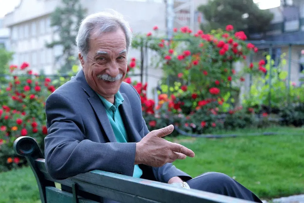 سیاوش طهمورث مجری یک مسابقه تلویزیونی شد