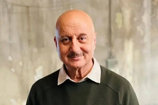 بازیگری که بعد از بازی در ۵۲۵ فیلم می‌خواهد دوباره کارگردانی کند
