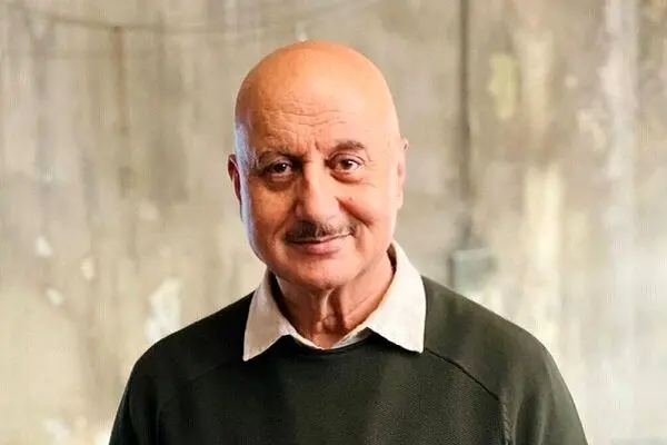 بازیگری که بعد از بازی در ۵۲۵ فیلم می‌خواهد دوباره کارگردانی کند
