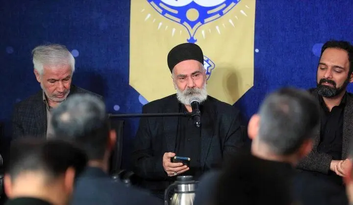 «محفل شعر امین» بدون میزبان برگزار شد
