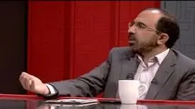نقد تند کارشناس برنامه تلویزیون روی آنتن زنده از شیوه برخورد با بی‌حجابان